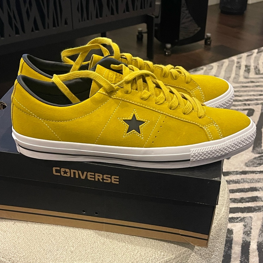 Converse Yellow Bird Low-Top Sneakers - Picture 3 of 5